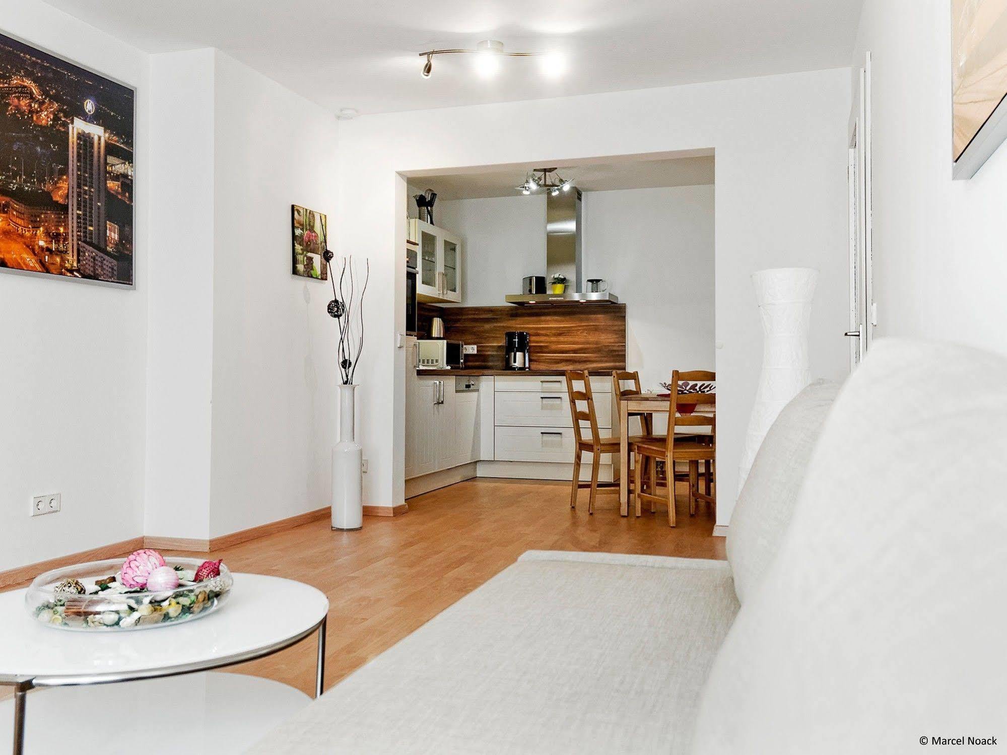 City Park Apartments - #11.02 - Luxus Apartment Mit Tiefgarage Lipsia Esterno foto